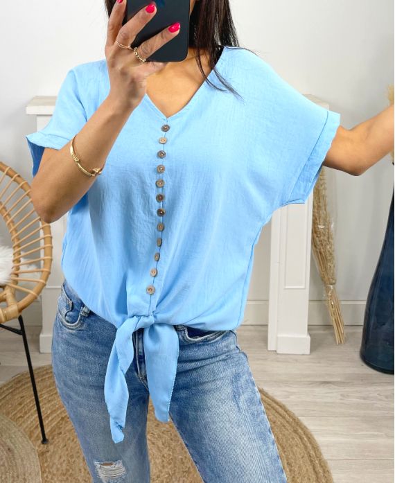 TOP WITH FANCY BUTTONS TO TIE PE723 SKY BLUE