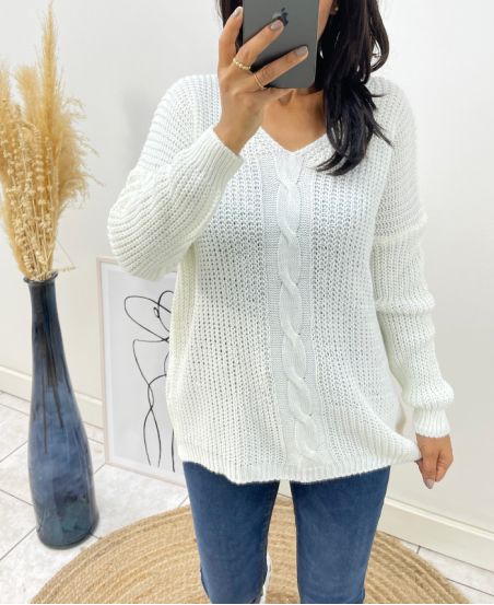 WOOL SWEATER V-NECK TWISTED AH192 WHITE