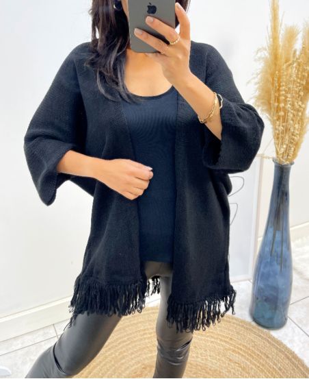 PONCHO WITH FRINGES AH437 BLACK