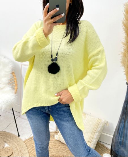 PULLOVER ASYMETRIQUE + COLLIER OFFERT AH868 JAUNE