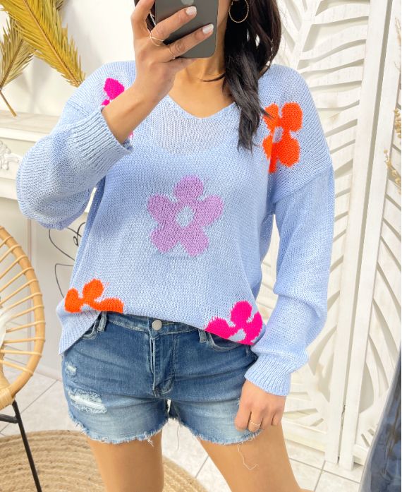 MAGLIONE COLORATO IN MAGLIA A FIORI PE460 AZZURRO CIELO