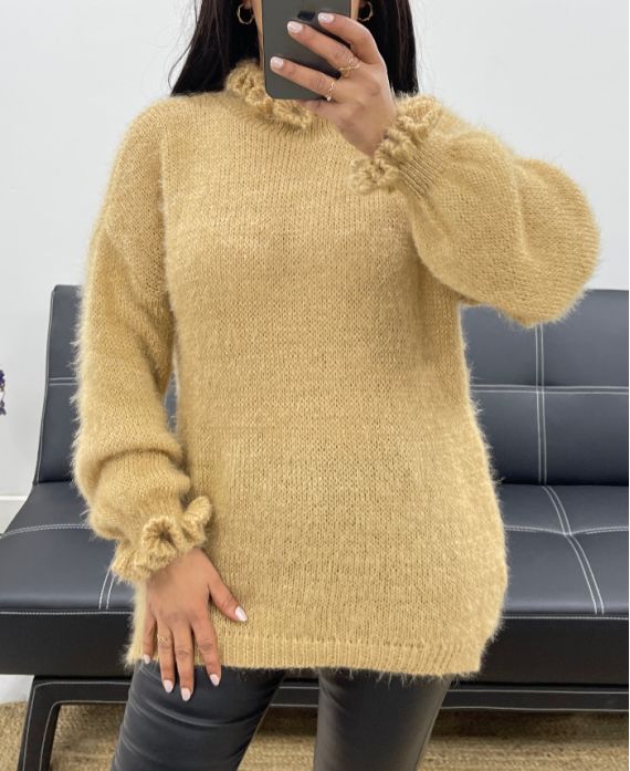 SOFT SWEATER WITH FRILLY COLLAR AND SLEEVES AH250662 CAMEL