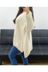 PE0117 BEŻOWY SWETER Z GRUBEJ DZIANINY