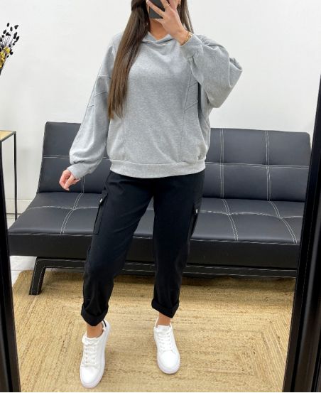 SUDADERA CON BOLSILLO CON CAPUCHA AH250619 GRIS