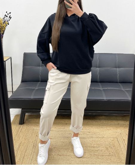 SUDADERA CON CAPUCHA Y BOLSILLOS AH250619 NEGRO