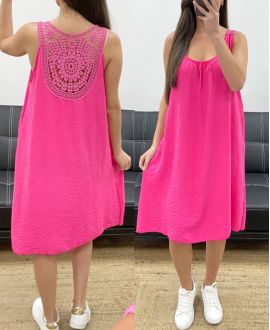 SUKIENKA OVERSIZE Z HAFTEM NA PLECACH PE815 FUSHIA