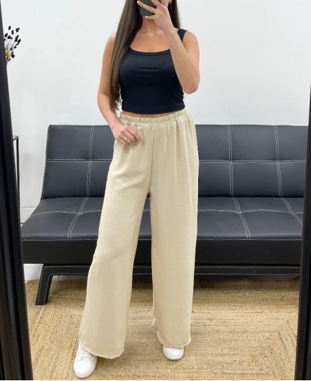PE1667 FLIESSENDE HOSE BEIGE