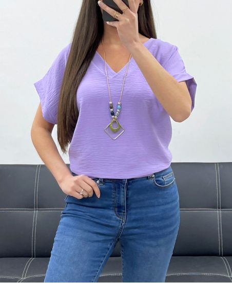 TOP CON ESCOTE EN V + COLLAR OFRECIDO PE1615 LILA