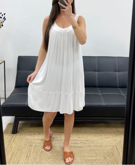 AUSGESTELLTES KLEID MIT DURCHBROCHENEM AUSSCHNITT SS1147 WEISS