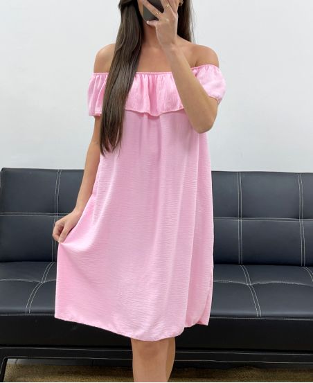ABITO CON SCOLLO ELASTICIZZATO PE767 ROSA