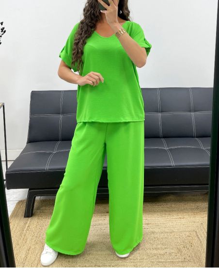 TOP SET MET OPEN RUG + JEWEL BROEK MET WIJDE PIJPEN PE2502 CITROENGROEN