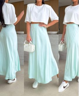 PE2554 ZACHTE VISCOSE LANGE ROK PASTELGROEN