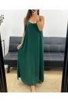 LANGES KLEID MIT KREUZ UND QUER VERLAUFENEM, PERLENBESETZTEM PE5168 EMERALD
