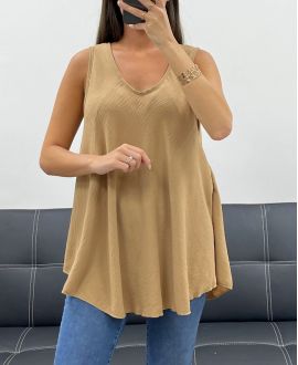 PE5188 ROZKLOSZOWANY TOP W KOLORZE CAMEL