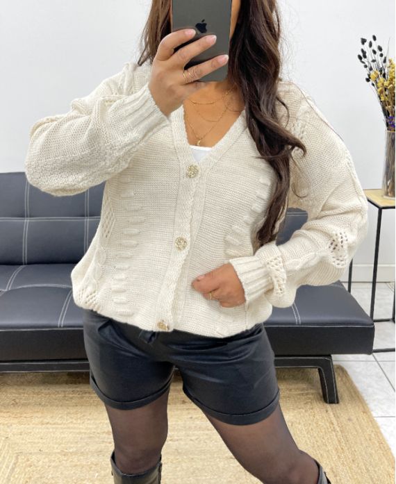 STRICKJACKE MIT KNÖPFEN AH255022 BEIGE