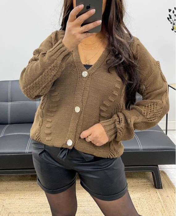 CÁRDIGAN DE PUNTO CON BOTONES AH255022 CHOCOLATE