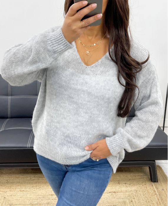 PULLOVER AUS WEICHER WOLLE AH255001 GRAU