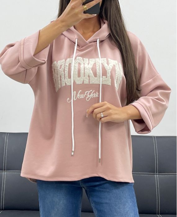 BROOKLYN AH255139 PINKFARBENER KAPUZENPULLOVER MIT STICKEREI
