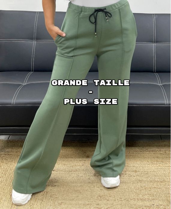 GROTE MATEN 2-POCKET BROEK MET GERIBBELDE PLOOIEN AH36315 KHAKI