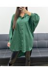VESTIDO TÚNICA DE SATÉN CON TACHUELAS VERDES DE TALLA GRANDE AH36386