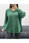 CAMISA DE SATÉN VERDE AH250621 CON TACHUELAS