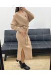 ROBE LONGUE MAILLE COTELéE FENTES + CEINTURE AH250645 CAMEL