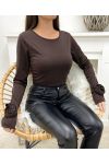CHIQUE TOP MET MOUWEN AH250627 CHOCOLADE