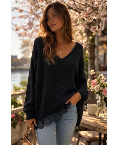 SOFT OVERSIZED SWEATER WITH LACE BASE PE2244 BLACK