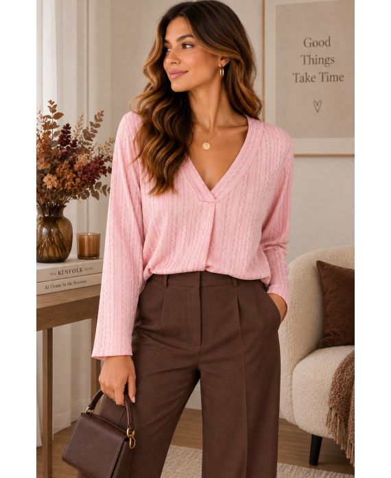 AH271048 TEXTURED V-NECK TOP
