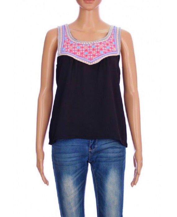 TOP BRODERIE 3058