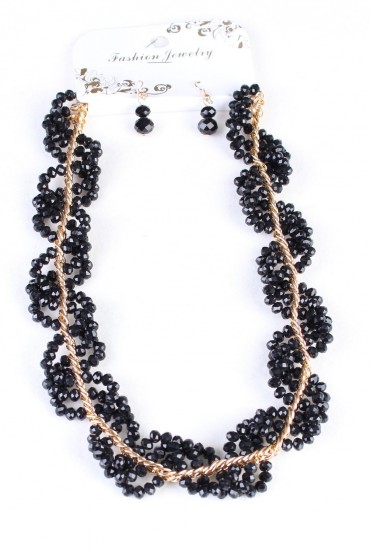 COLLIER + BOUCLES D'OREILLES 0611NO