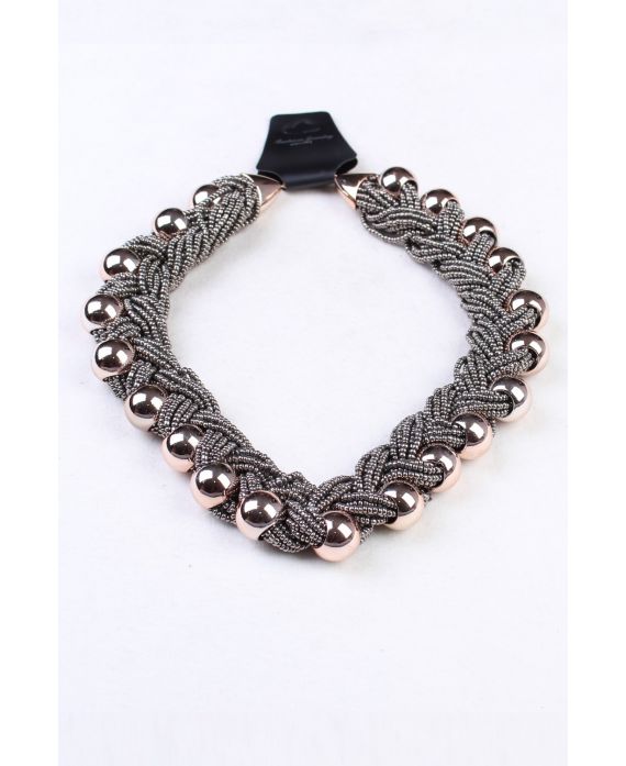 COLLIER 160309-4