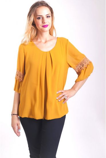 BLUSA CON MANGAS DE ENCAJE DE 4000 MOSTAZA