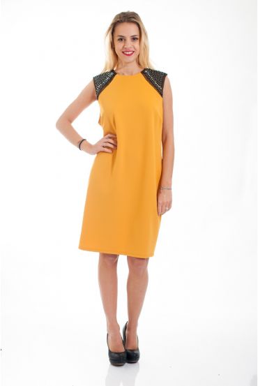 VESTIDO DE HOMBROS CLOUTEES 4544 MOSTAZA