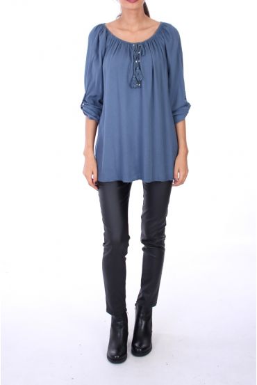 TÚNICA CON ESCOTE TIENE REMACHES 0268 AZUL