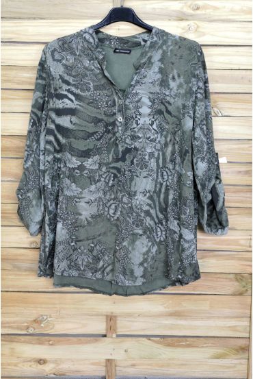 BLOUSE PRINT SCOOP NECKLINE HAS BUTTONS 4036 MILITARY GREEN