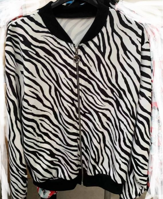 CHAQUETA BOMBER ZEBRE