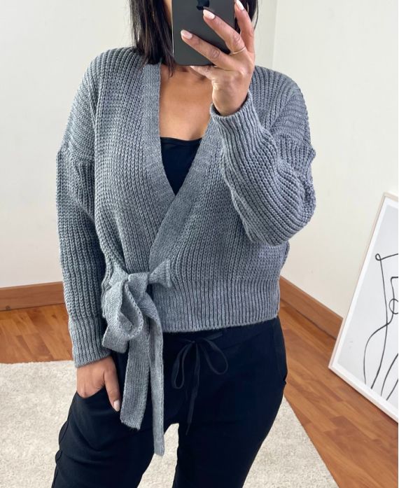 A08 GREY SHORT KNIT VEST