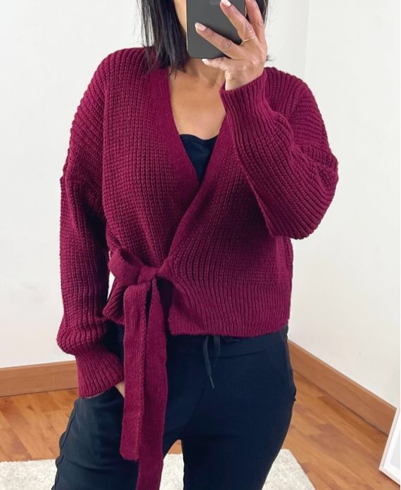 A08 BURGUNDY SHORT KNIT VEST