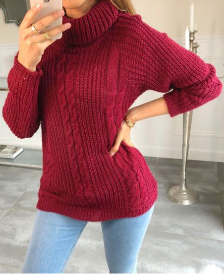 A10 BURGUNDY ROLL NECK PULLOVER
