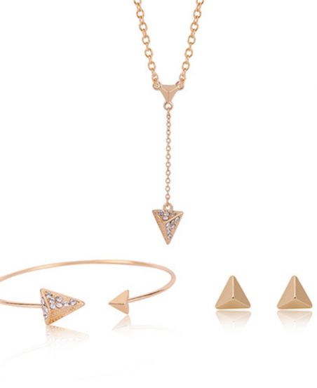 ENSEMBLES DE BIJOUX EN TRIANGLE COULEUR OR
